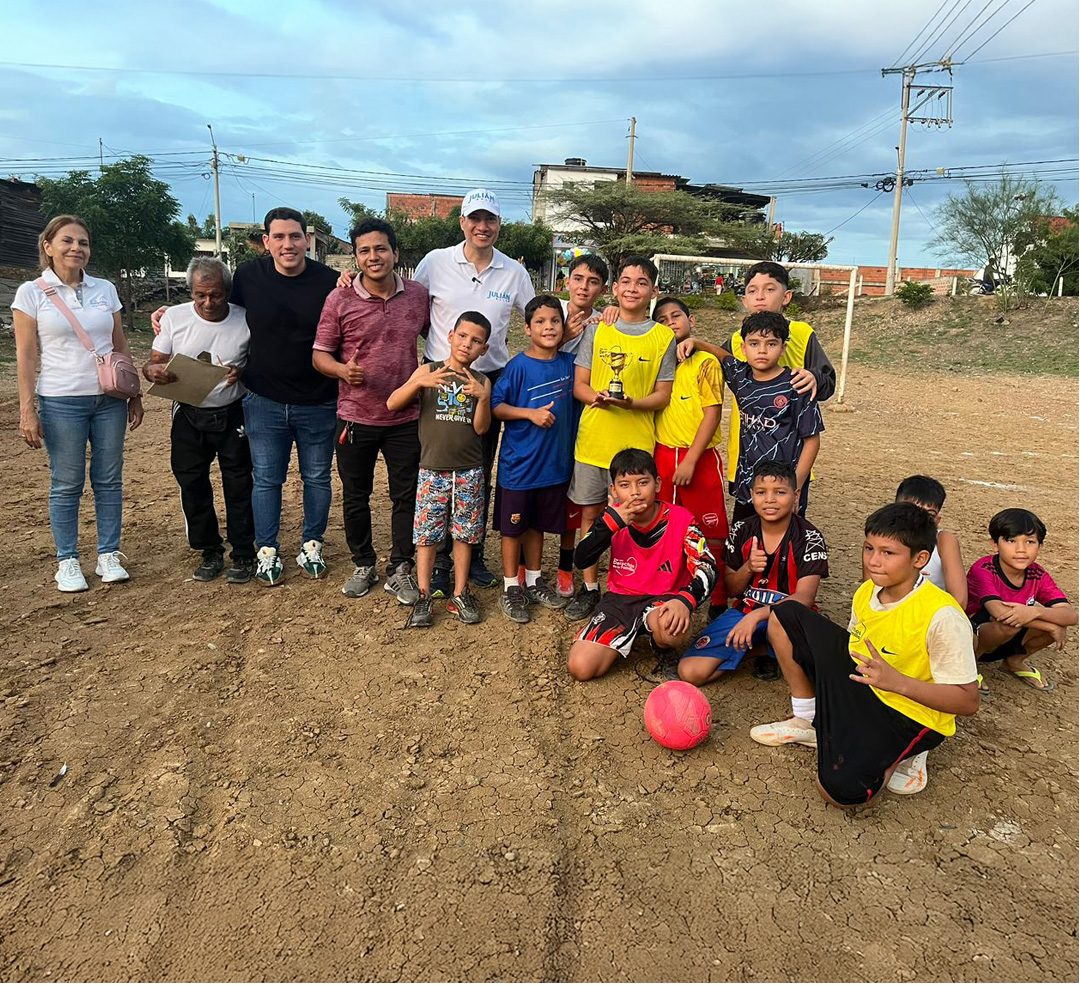 Dona un balón 2025 - Entrega de dotación deportiva a las Escuelas de Iniciación Deportiva de los barrios simón Bolivar y La Conquista.