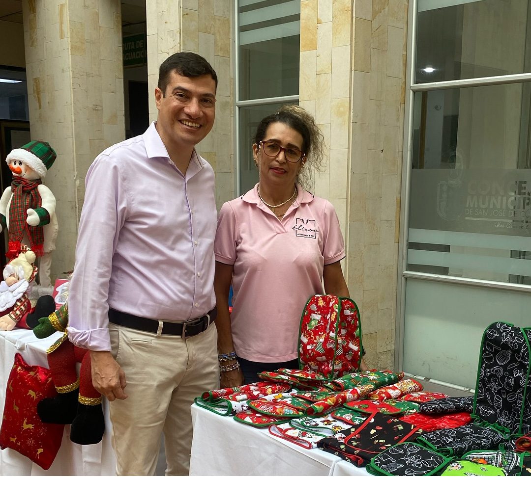 Feria Empresarial el marco del Día Internacional de la Mujer Emprendedora 2024